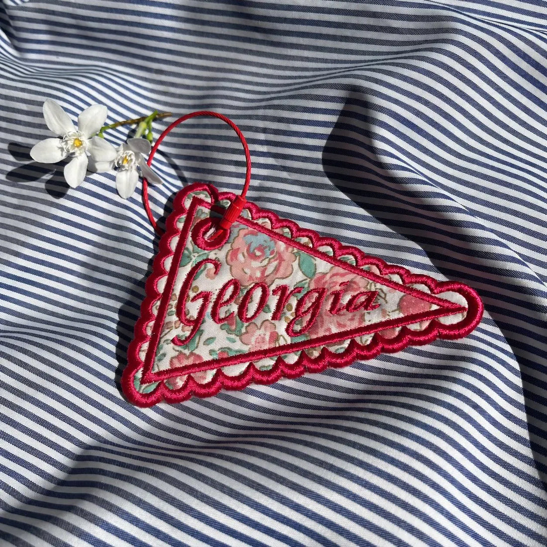 Personalized Embroidered Cheer Pennant Bag Charm, Custom Name Backpack Tag, Bright Preppy Team Gift, Scallop Flag Keychain